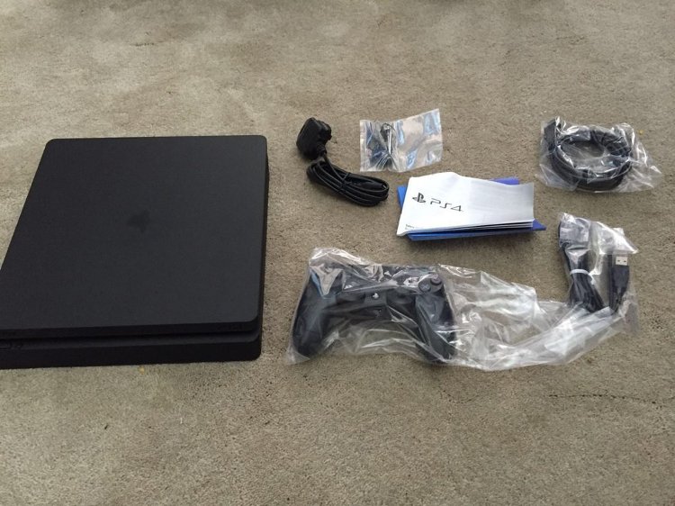 Все что известно о PS4 Slim